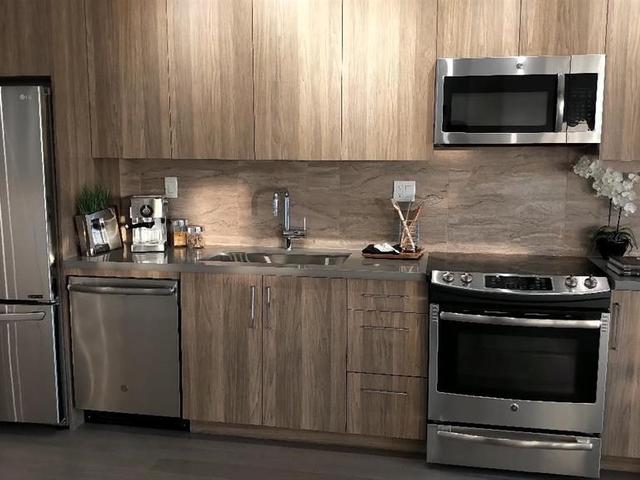 60 - 4300 THOMPSON ROAD