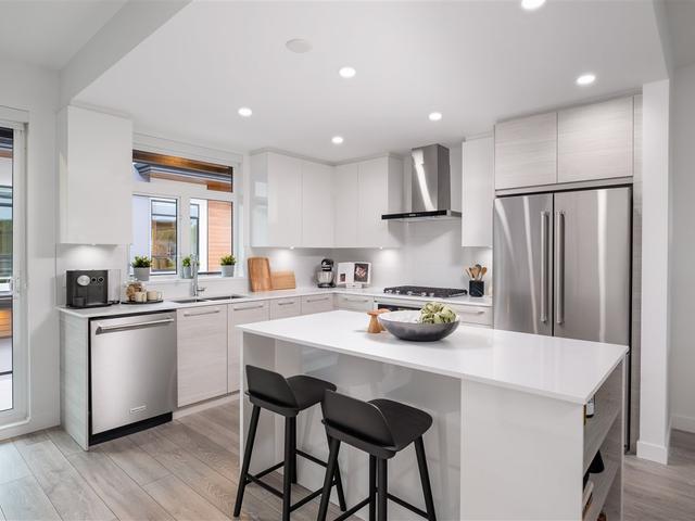 14 - 5191 STEVESTON HIGHWAY