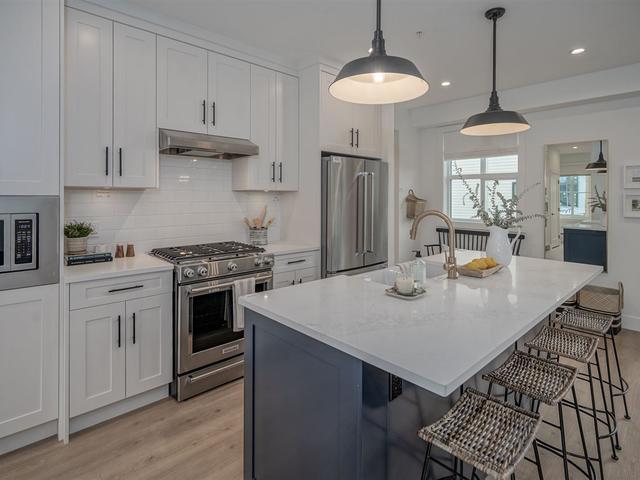 30 - 8450 204 STREET