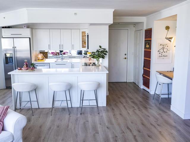 1506 - 388 DRAKE STREET