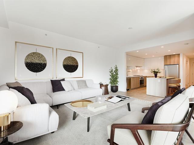 303 - 715 W 15 STREET