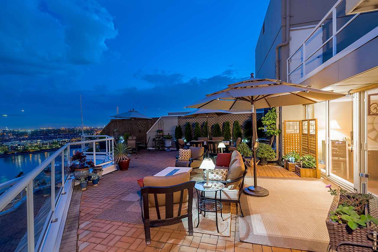 1801 1135 QUAYSIDE DRIVE, New Westminster Sold, R2544822 Condos.ca