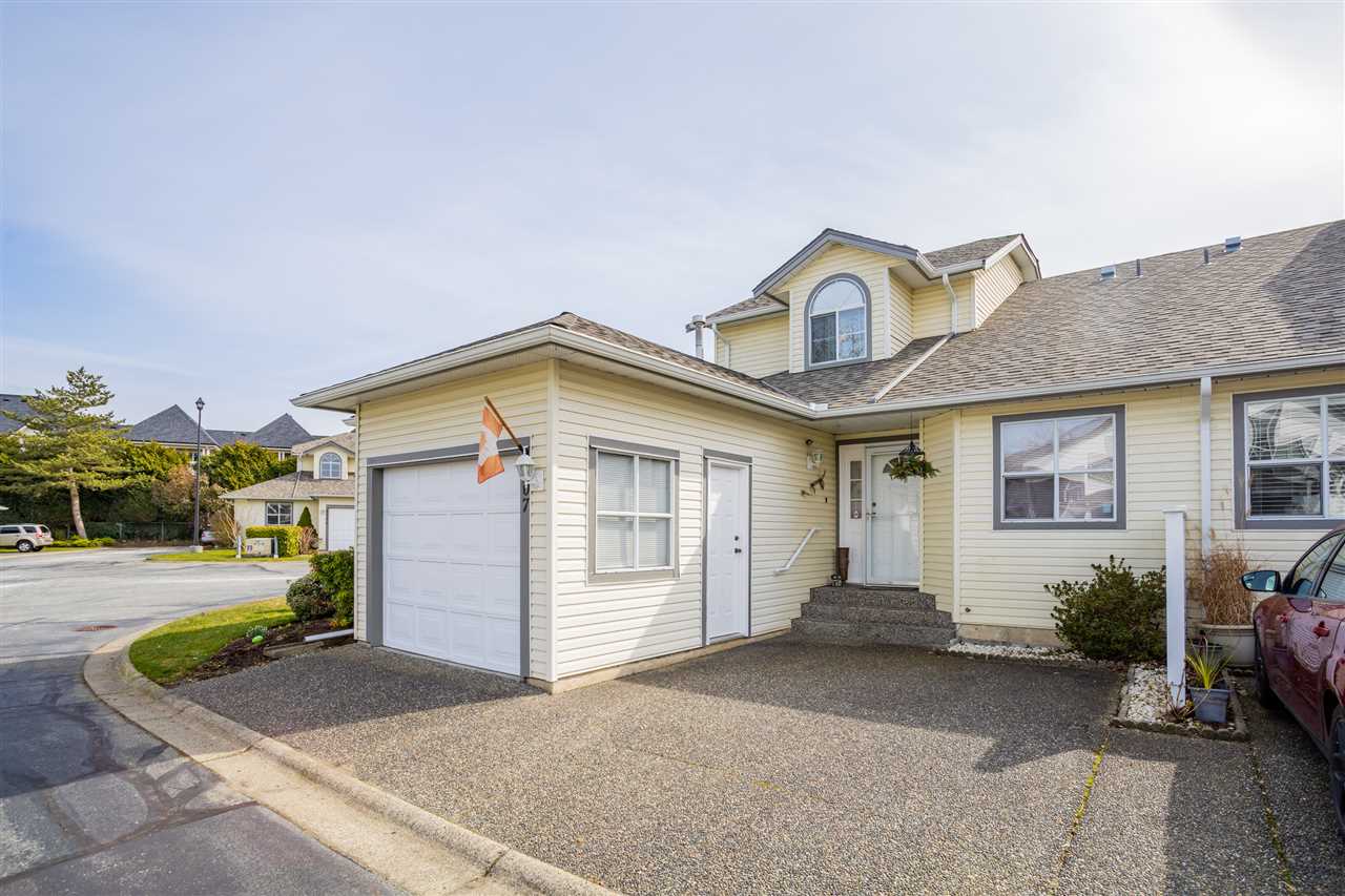 907 21937 48 AVENUE, Langley Sold, R2555489 Condos.ca