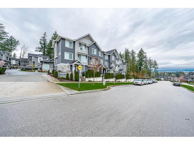 24 - 2855 158 STREET