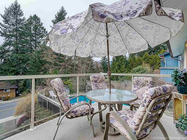 282 MONTROYAL BOULEVARD