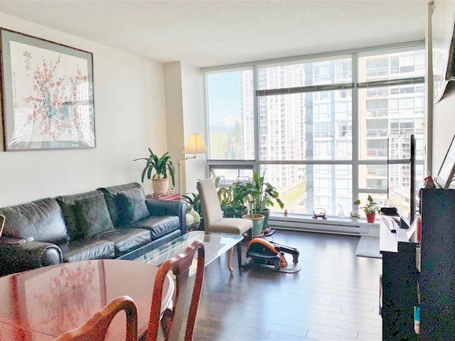 1506 - 2968 GLEN DRIVE