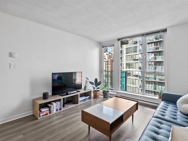 1201 - 233 ROBSON STREET