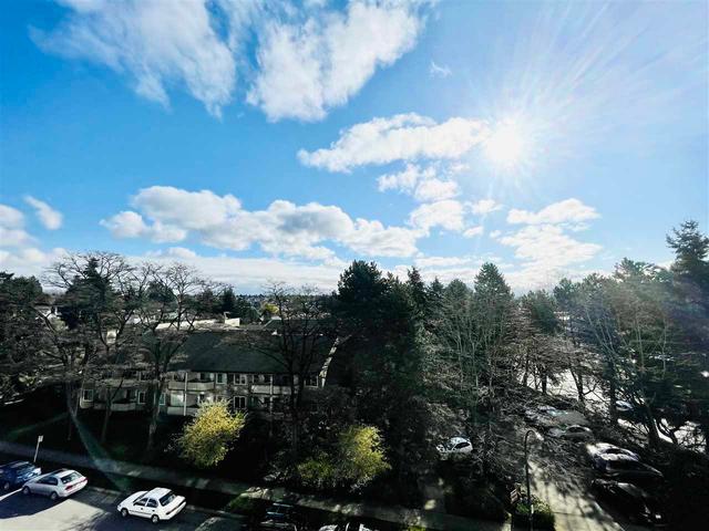 711 - 433 SW MARINE DRIVE