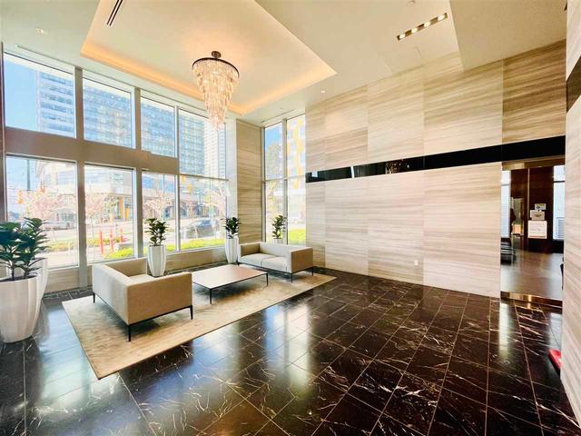 711 - 433 SW MARINE DRIVE