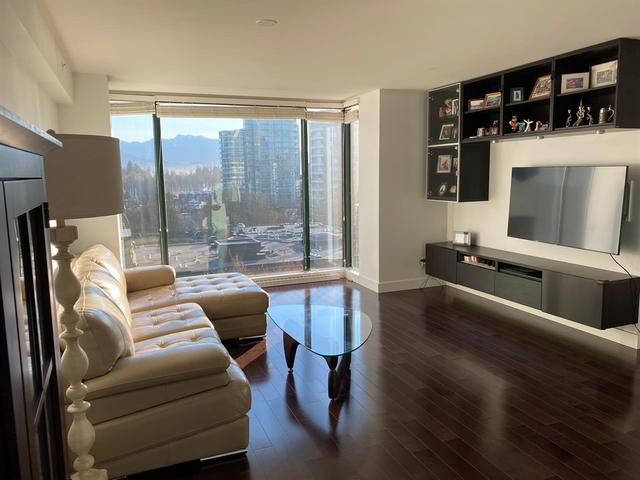 701 - 1818 ROBSON STREET