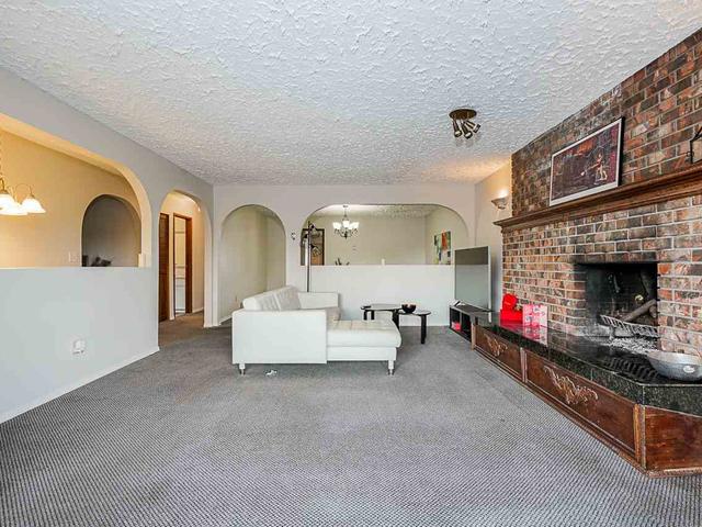 7696 - 7698 CUMBERLAND STREET