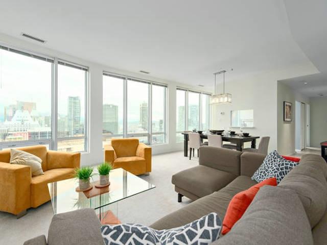 2105 - 989 NELSON STREET