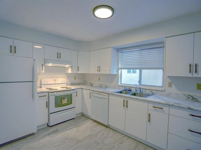 29 - 7240 MOFFATT ROAD