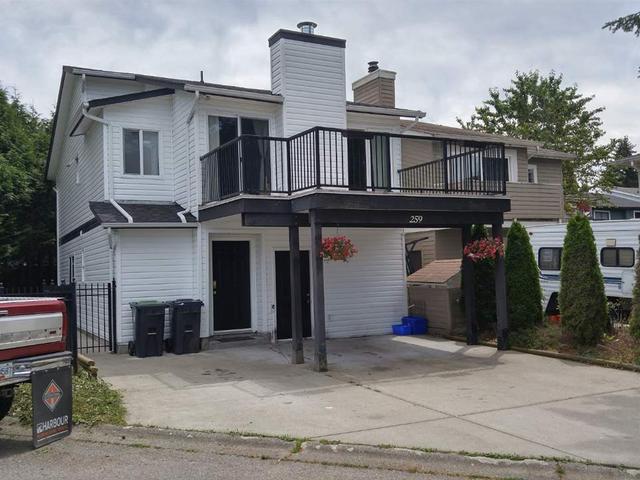 259 DAVIS CRESCENT