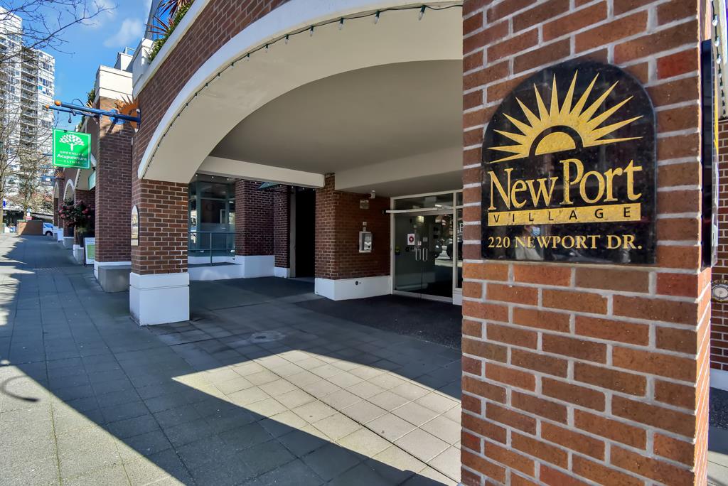 203 220 NEWPORT DRIVE, Port Moody Sold, R2567385 Condos.ca