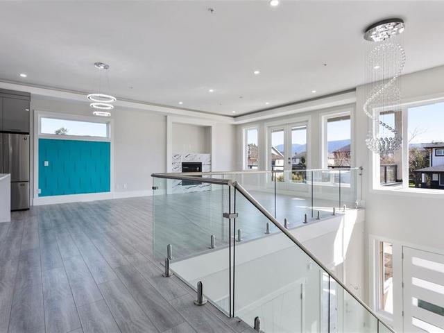 8559 BENEDICT BOULEVARD