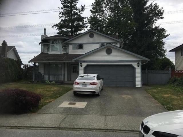 32500 QUALICUM PLACE photo #1