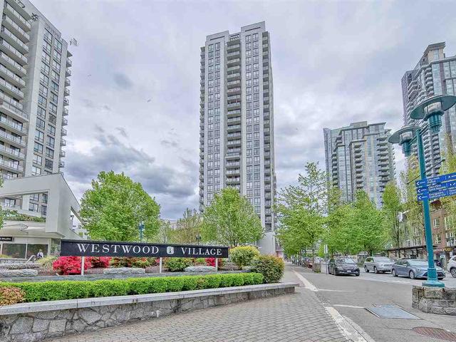 905 - 2979 GLEN DRIVE