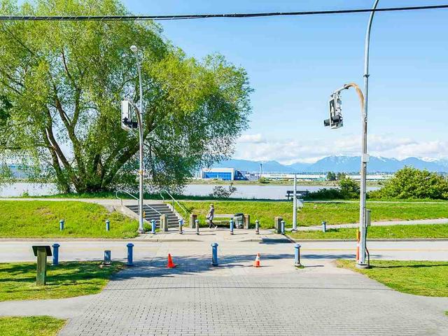 140 - 5880 DOVER CRESCENT