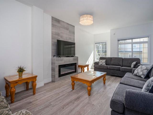 23 - 6852 193 STREET