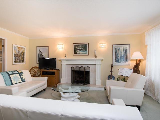 4608 HOLLY PARK WYND