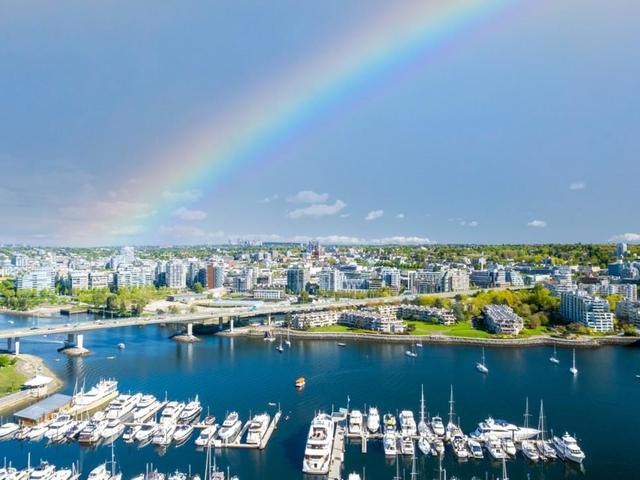 3103 - 1201 MARINASIDE CRESCENT