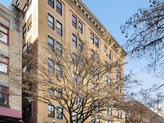 707 - 233 ABBOTT STREET