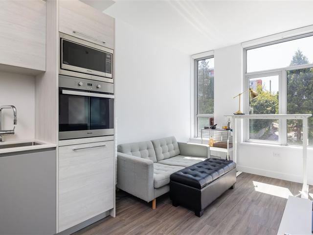 208 - 523 W KING EDWARD AVENUE