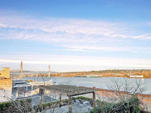 609 - 668 COLUMBIA STREET