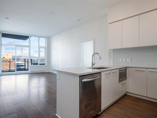 609 - 668 COLUMBIA STREET