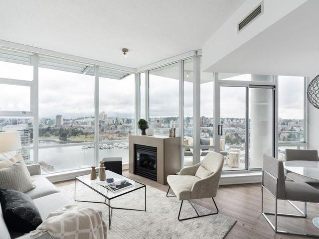 2601 - 638 BEACH CRESCENT