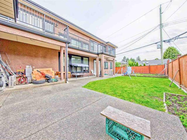 10011 AINTREE CRESCENT