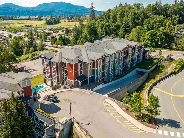 409 - 2242 WHATCOM ROAD