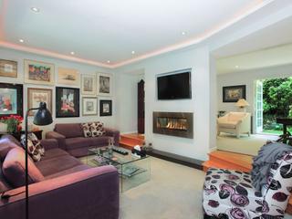 4022 ROSE CRESCENT