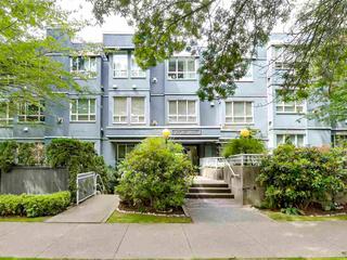 202 - 3 N GARDEN DRIVE