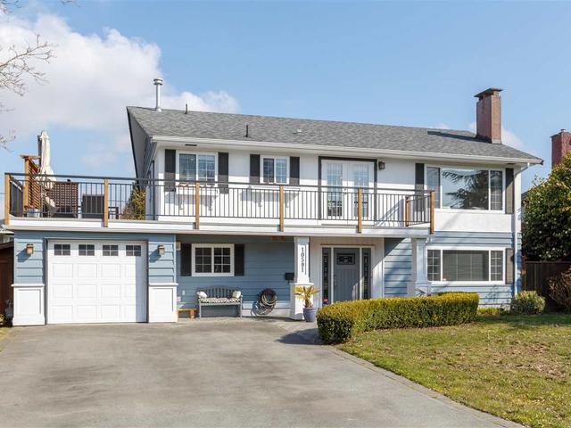 10591 SWINTON CRESCENT