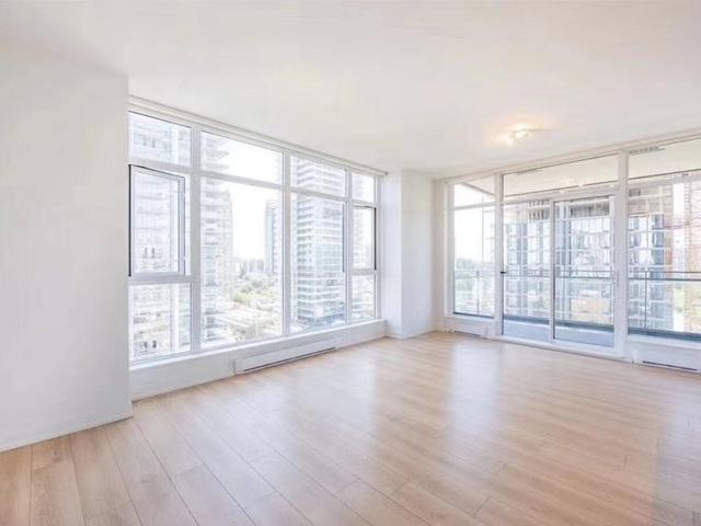 1001 - 4688 KINGSWAY