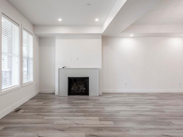 17 - 46211 PROMONTORY ROAD