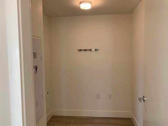 802 - 8570 RIVERGRASS DRIVE