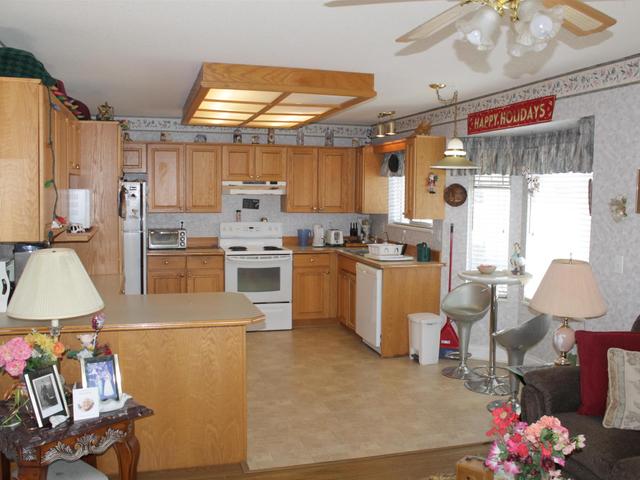 212 - 6875 121 STREET