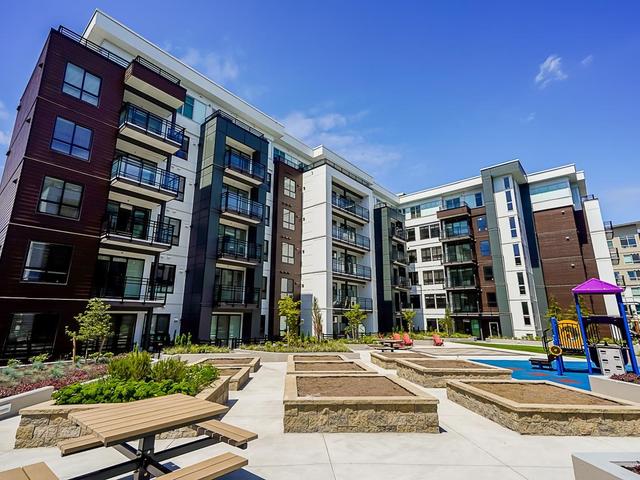 A504 - 20838 78B AVENUE