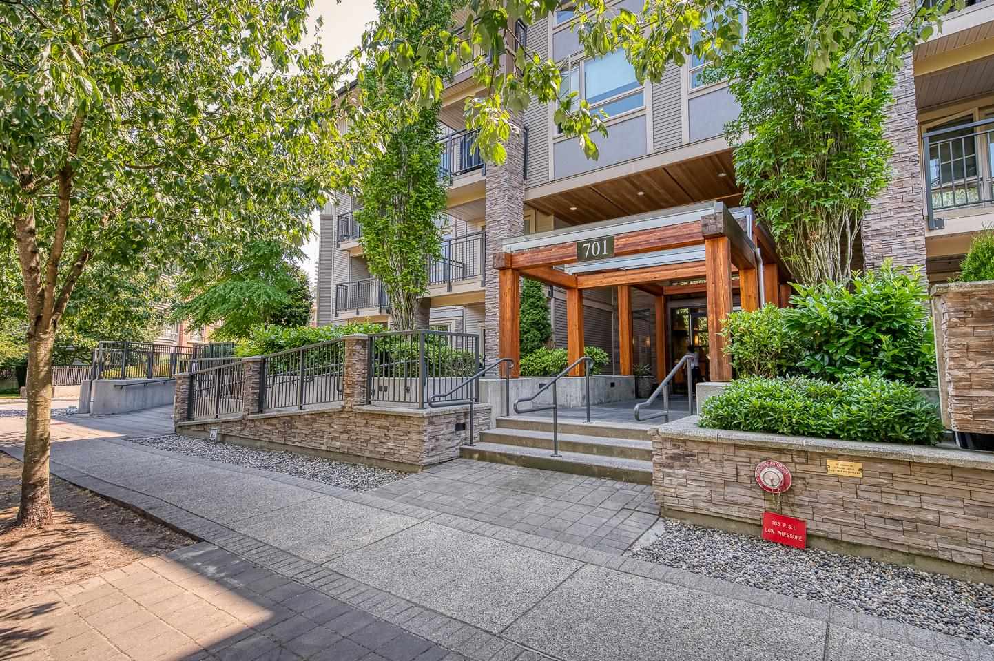 415 701 KLAHANIE DRIVE, Port Moody Sold, R2598508 Condos.ca