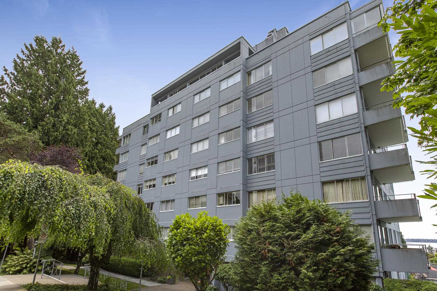 102 1730 DUCHESS AVENUE, West Vancouver For Sale 545,000 Condos.ca