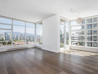505 - 2550 SPRUCE STREET