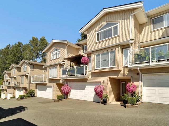 1134 BENNET DRIVE