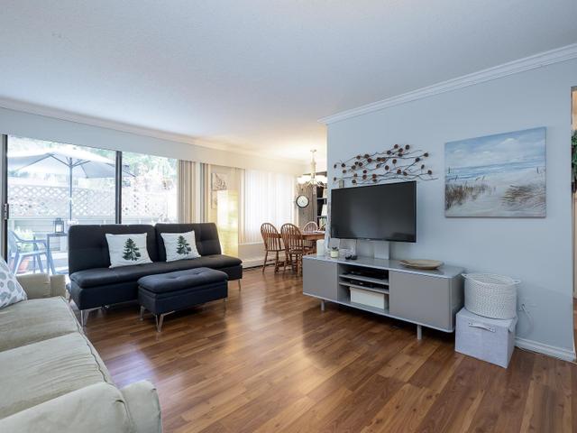 4 - 2445 KELLY AVENUE