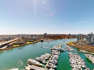 2607 - 1033 MARINASIDE CRESCENT
