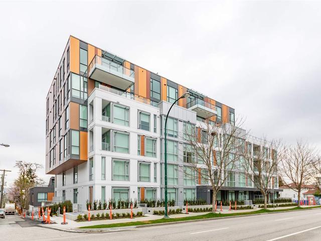 304 - 469 W KING EDWARD AVENUE