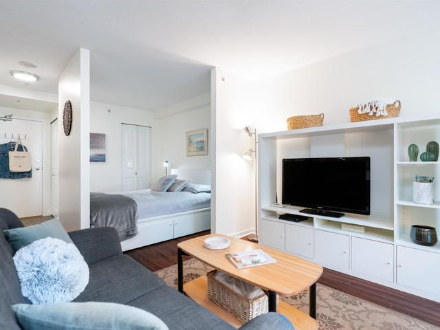 311 - 1295 RICHARDS STREET