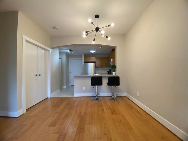 304 - 7428 BYRNEPARK WALK